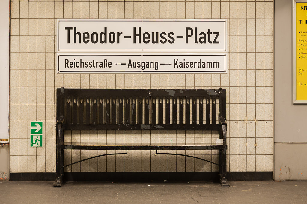 U2 Theodor-Heuss-Platz