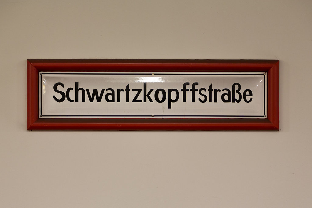 U6 Schwartzkopffstraße